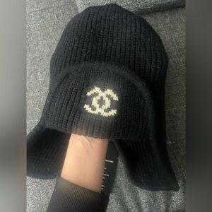 CHANEL Black Knit Hat with ear covers on side new high quality
